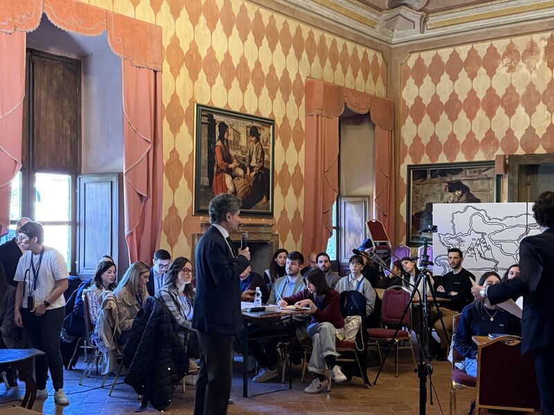 No alternative text description for this image